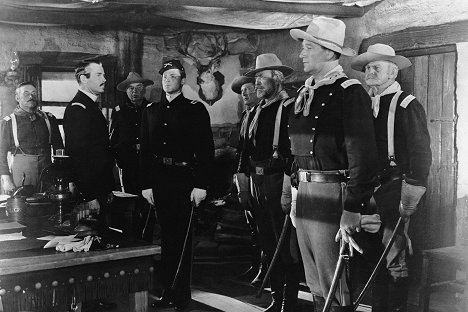 George O'Brien, Henry Fonda, John Agar, John Wayne - Fort Apache - Photos