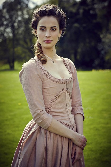 Heida Reed - Poldark - Werbefoto