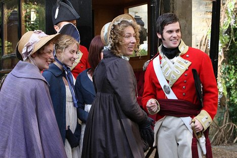 Alex Kingston - Lost in Austen - Photos