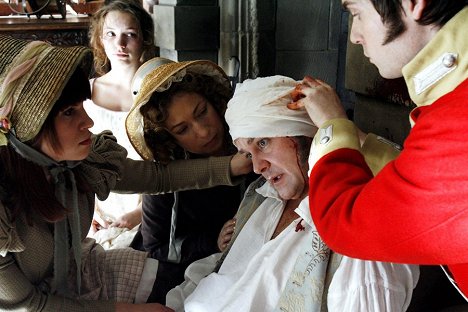 Jemima Rooper, Perdita Weeks, Alex Kingston, Hugh Bonneville - Lost in Austen - Photos