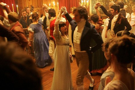 Jemima Rooper, Elliot Cowan - Lost in Austen - Van film