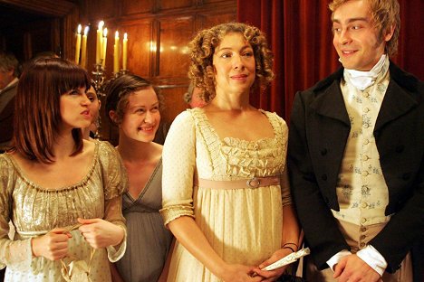 Jemima Rooper, Florence Hoath, Alex Kingston, Tom Mison - Lost in Austen - Filmfotos