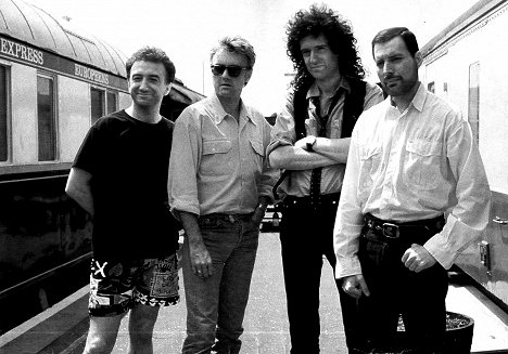 John Deacon, Roger Taylor, Brian May, Freddie Mercury - Queen: Breakthru - De filmagens