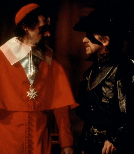 Stephen Rea, Tim Roth - The Musketeer - Photos