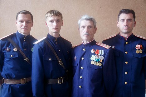 Dmitriy Sutyrin, Mikhail Kasapov, Aleksandr Aravushkin, Evgeniy Miller - Leningrad 46 - Tournage