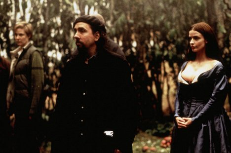 Tim Burton, Lisa Marie - Sleepy Hollow, la légende du cavalier sans tête - Tournage