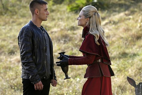 Michael Socha, Emma Catherine Rigby - Once Upon a Time in Wonderland - Photos