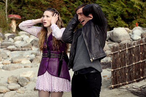 Sophie Lowe, Michael Socha - Once Upon a Time in Wonderland - Photos