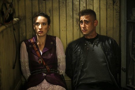 Sophie Lowe, Michael Socha - Once Upon a Time in Wonderland - Photos