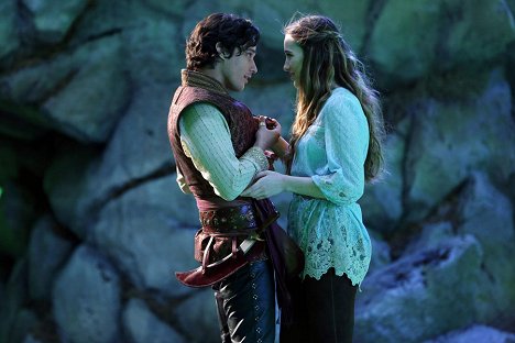 Peter Gadiot, Sophie Lowe - Once Upon a Time in Wonderland - Z filmu