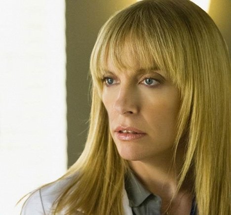 Toni Collette - Hostages - Photos