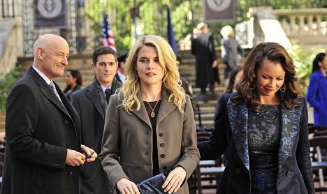 Terry O'Quinn, Dave Annable, Rachael Taylor, Vanessa Williams - 666 Park Avenue - Photos