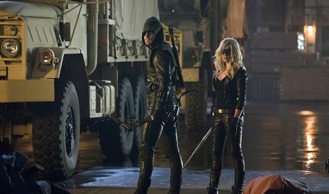 Stephen Amell, Caity Lotz - Arrow - Prueba - De la película