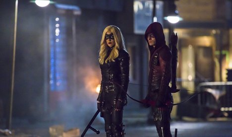 Katie Cassidy, Colton Haynes - Arrow - Uprising - Photos