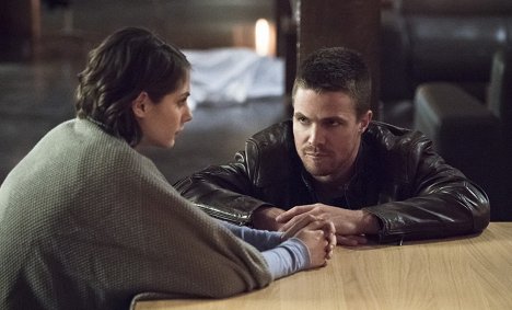 Willa Holland, Stephen Amell - Arrow - Kanarki - Z filmu