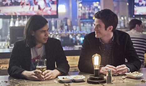 Carlos Valdes, Grant Gustin - The Flash - Rogue Time - Photos