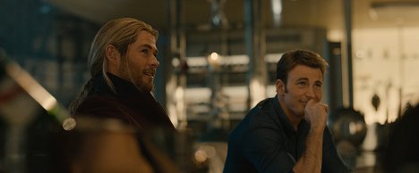 Chris Hemsworth, Chris Evans - Avengers: Age of Ultron - Z filmu