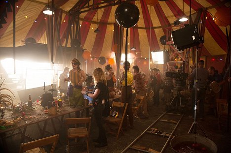Drew Rin Varick - Amerikai Horror Story - Rémségek cirkusza - Forgatási fotók
