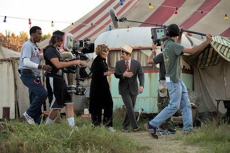 Jessica Lange, Denis O'Hare - American Horror Story - Freak Show - Van de set