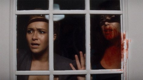Hayden Panettiere, Neve Campbell - Scream 4 - Photos
