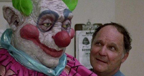John Vernon - Killer Klowns from Outer Space - Do filme
