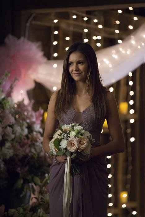 Nina Dobrev - The Vampire Diaries - I'll Wed You in the Golden Summertime - Photos