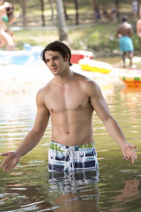 Steven R. McQueen - The Vampire Diaries - Welcome to Paradise - Photos