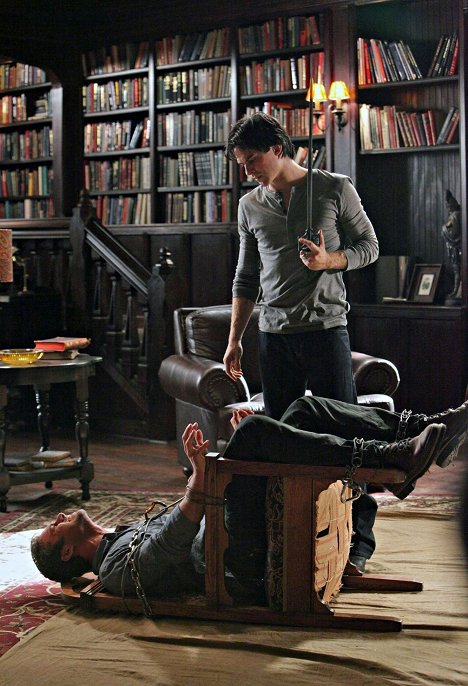 Taylor Kinney, Ian Somerhalder - The Vampire Diaries - Plan B - Van film