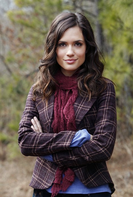 Torrey DeVitto - The Vampire Diaries - Break on Through - Van film