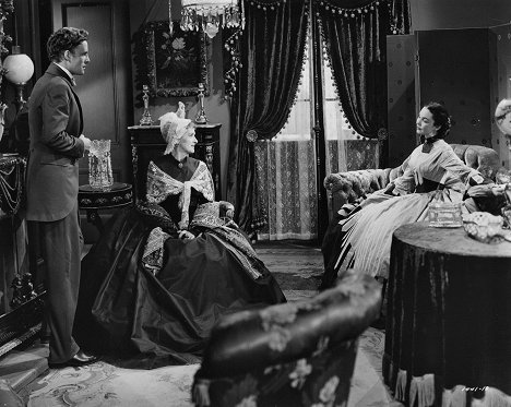 Alf Kjellin, Gladys Cooper, Jennifer Jones - Madame Bovary - Filmfotos