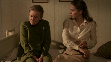 Aino Taube, Liv Ullmann - Face à face - Film