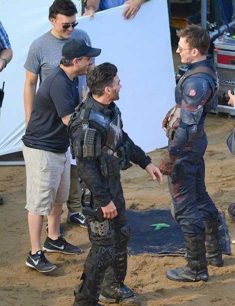 Anthony Russo, Joe Russo, Frank Grillo, Chris Evans - Captain America : Civil War - Tournage