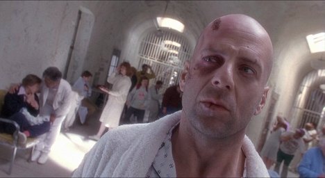 Bruce Willis - 12 opic - Z filmu