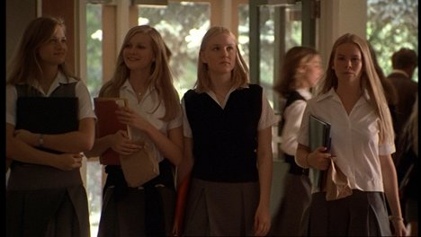 A.J. Cook, Kirsten Dunst, Chelse Swain, Leslie Hayman - Virgin Suicides - Film