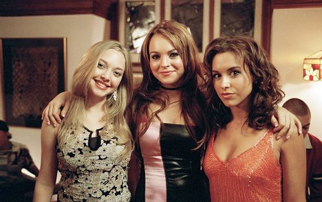 Amanda Seyfried, Lindsay Lohan, Lacey Chabert - Mean Girls - tylyt tytöt - Kuvat kuvauksista