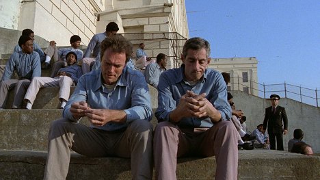 Clint Eastwood, Larry Hankin - Fuga de Alcatraz - De la película