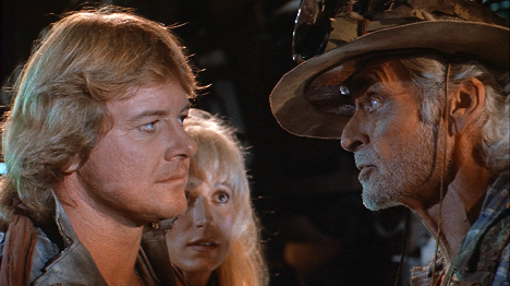 Roddy Piper, Sandahl Bergman - Hell Comes to Frogtown - Photos