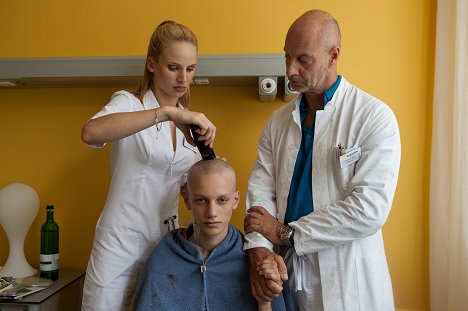 Nora Huetz, Jannis Hanselmann, Simon Licht - Dr. Klein - Eifersucht - Filmfotók