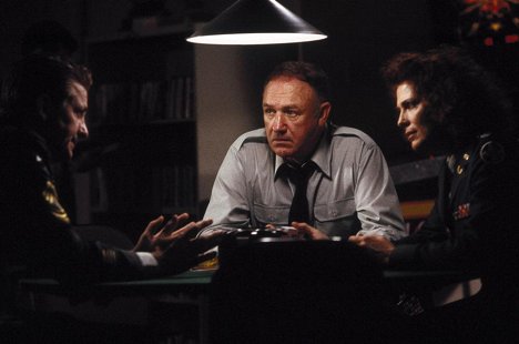 Gene Hackman, Joanna Cassidy - The Package - Photos