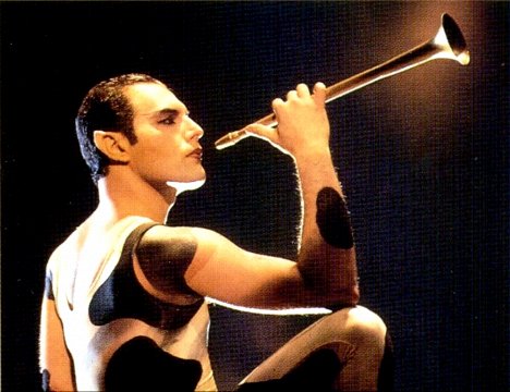 Freddie Mercury - Queen: I Want to Break Free - Photos