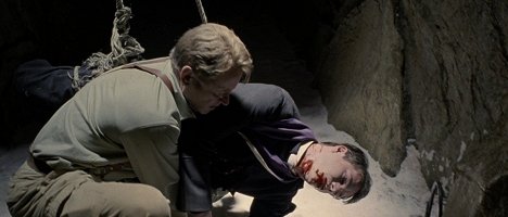 Stellan Skarsgård, James D'Arcy - Exorcist: The Beginning - Do filme
