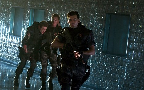 Zack Ward, Oded Fehr - Resident Evil: Apokalypsa - Z filmu
