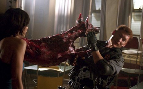 Sienna Guillory, Zack Ward - Resident Evil: Apocalypse - Photos