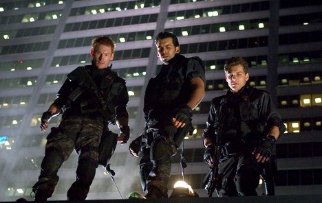 Zack Ward, Oded Fehr - Resident Evil 2: Apocalipsis - De la película