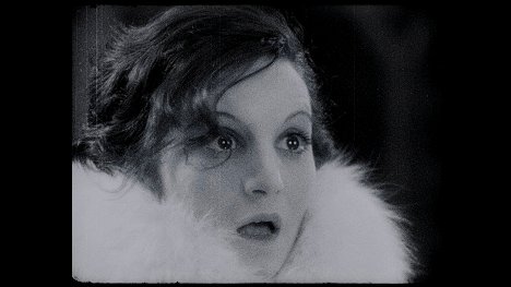 Elisabeth Bergner - Caligarista Hitleriin - Kuvat elokuvasta