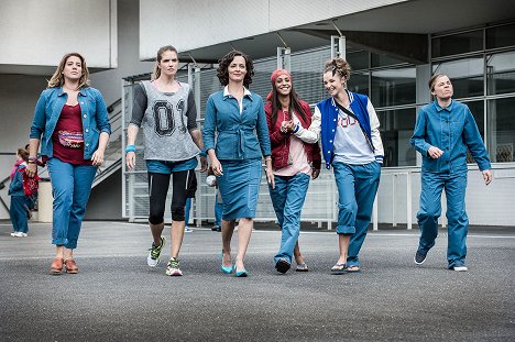 Vanessa David, Laurence Arné, Claude Perron, Alice Belaïdi, Clémence Faure, Blanche Gardin - Workingirls - Z filmu