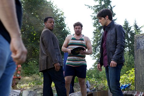 Russell Hornsby, Brad William Henke, David Giuntoli - Grimm - The Three Bad Wolves - Z filmu