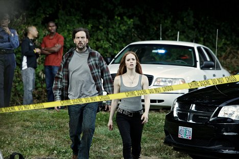 Silas Weir Mitchell, Jaime Ray Newman - Grimm - The Three Bad Wolves - Z filmu