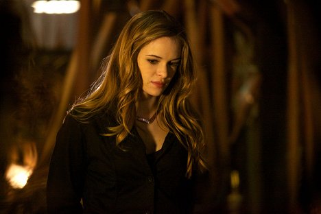 Danielle Panabaker - Grimm - Plumed Serpent - Photos