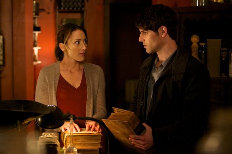 Bree Turner, David Giuntoli - Grimm - Love Sick - Photos